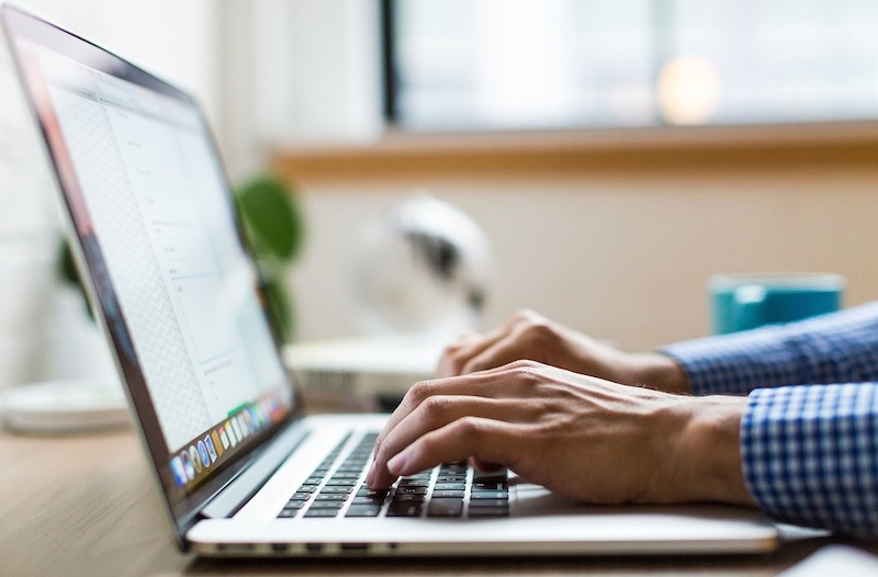 Fond mobile Création de sites internet pour les entreprises