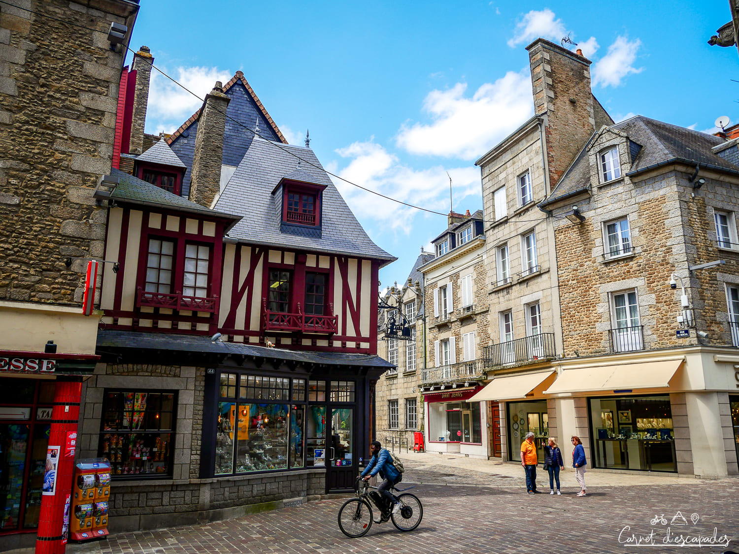 Fond mobile Création de site internet à Alençon
